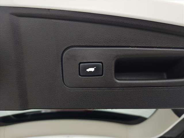 used 2020 Acura MDX car, priced at $25,995