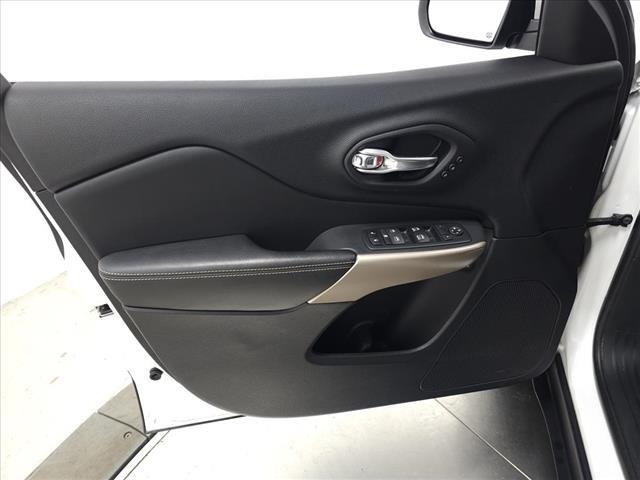 used 2017 Jeep Cherokee car, priced at $18,995