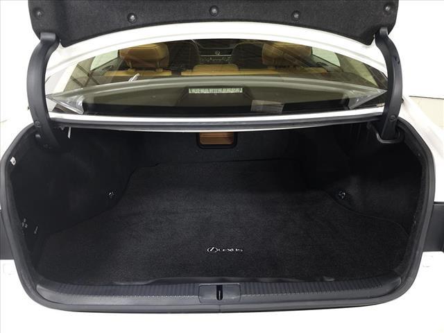 used 2016 Lexus ES 350 car, priced at $27,995