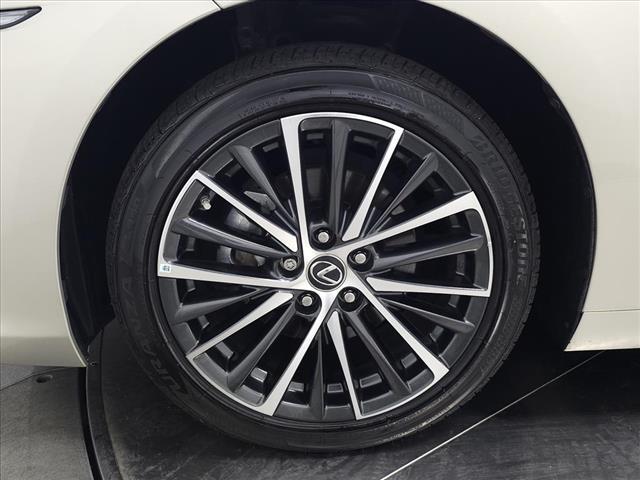 used 2024 Lexus ES 350 car, priced at $42,995