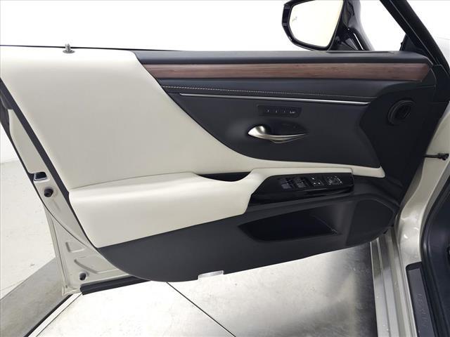 used 2024 Lexus ES 350 car, priced at $42,995