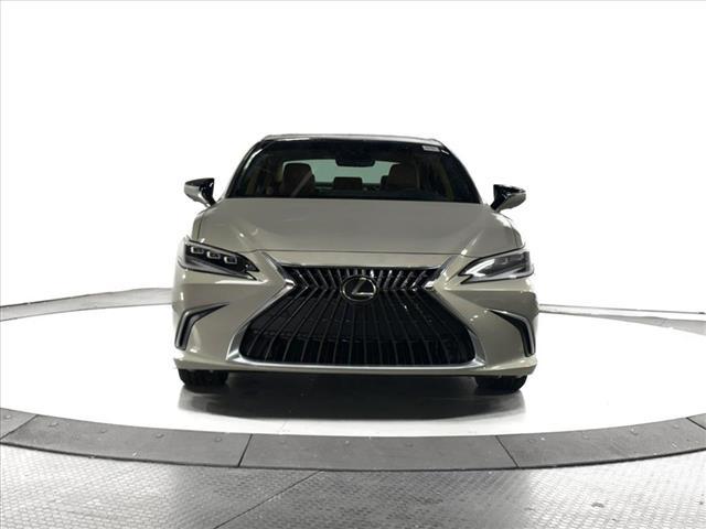 new 2025 Lexus ES 350 car, priced at $53,050
