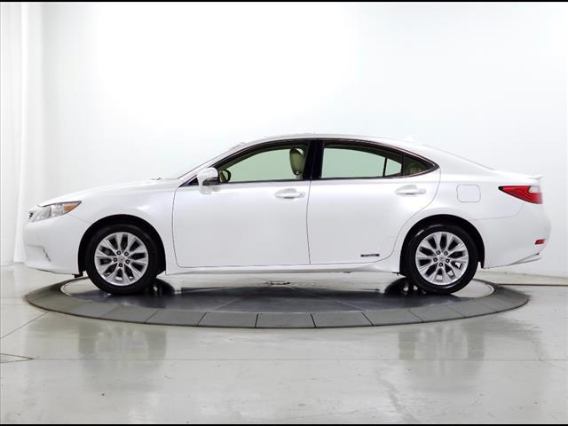 used 2014 Lexus ES 300h car, priced at $15,995