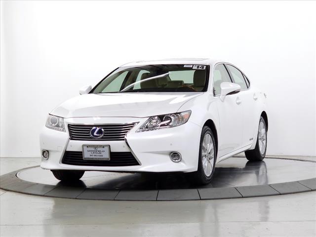 used 2014 Lexus ES 300h car, priced at $15,995