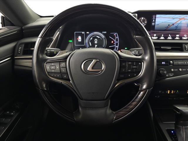 used 2019 Lexus ES 300h car, priced at $30,495