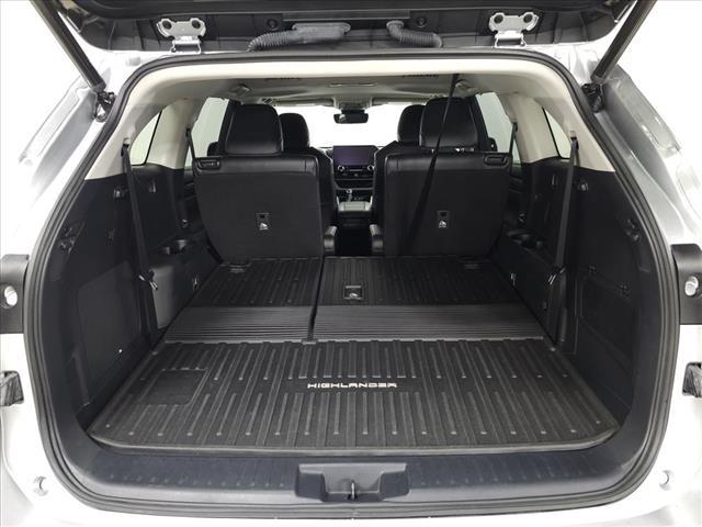 used 2023 Toyota Highlander car, priced at $45,995