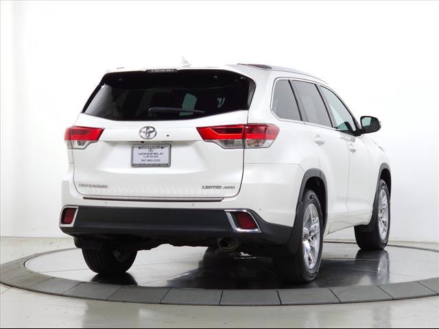 used 2018 Toyota Highlander car, priced at $26,395