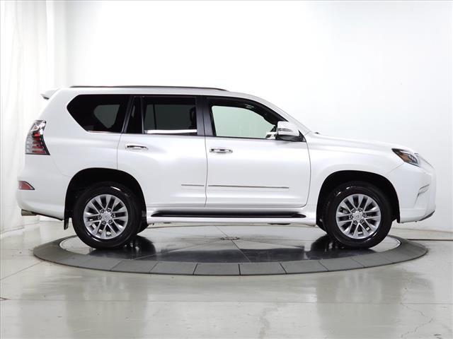 used 2020 Lexus GX 460 car, priced at $49,995