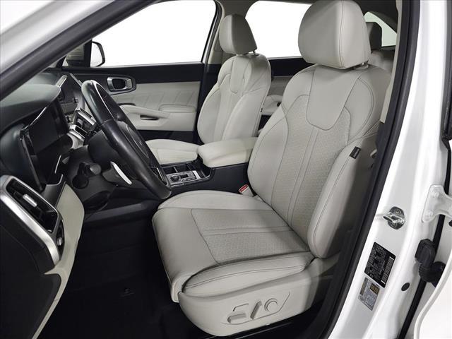 used 2022 Kia Sorento Plug-In Hybrid car, priced at $24,995