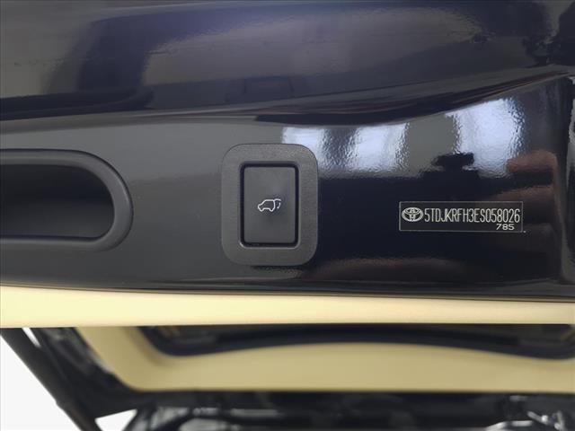 used 2014 Toyota Highlander car, priced at $19,995