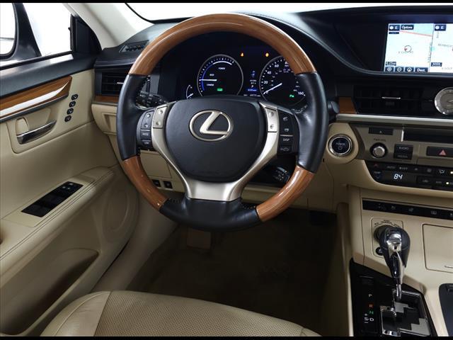 used 2015 Lexus ES 300h car, priced at $25,995