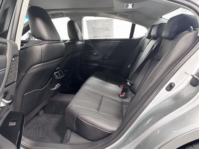 new 2025 Lexus ES 350 car, priced at $53,550