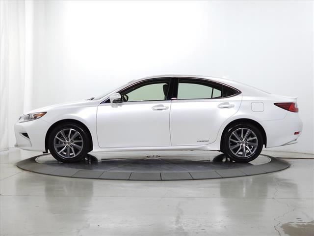 used 2016 Lexus ES 300h car, priced at $23,995