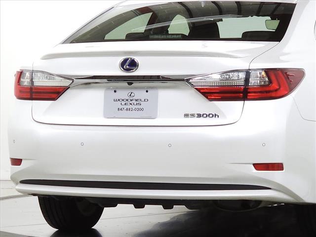 used 2016 Lexus ES 300h car, priced at $23,995