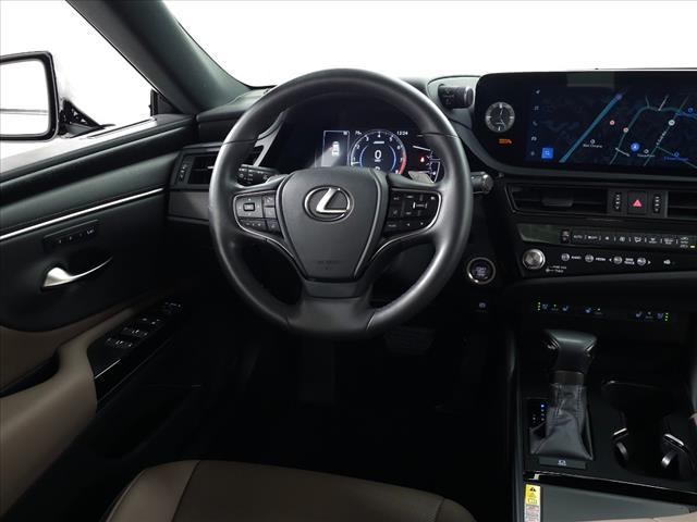 used 2023 Lexus ES 250 car, priced at $40,995