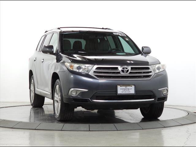 used 2013 Toyota Highlander car, priced at $13,995