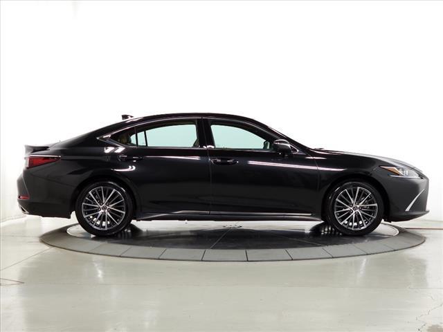 used 2024 Lexus ES 350 car, priced at $44,995