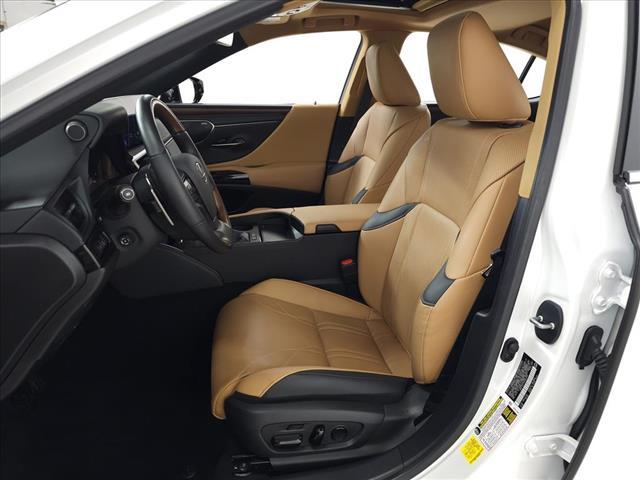 used 2025 Lexus ES 300h car, priced at $49,777