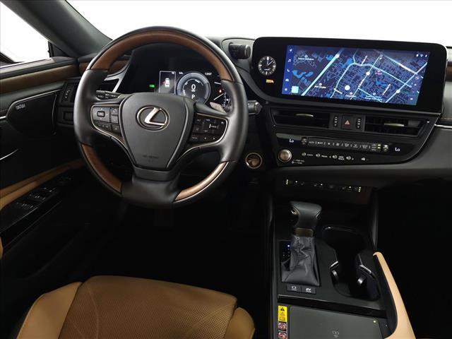 used 2025 Lexus ES 300h car, priced at $49,777