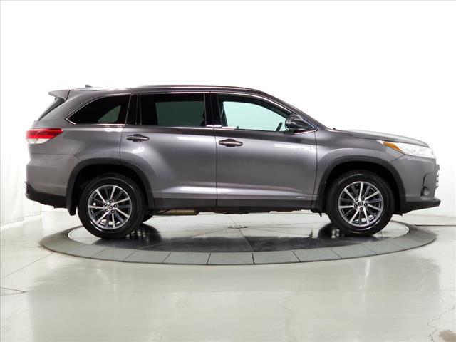 used 2019 Toyota Highlander Hybrid car, priced at $22,995