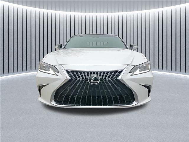 new 2025 Lexus ES 350 car, priced at $52,539