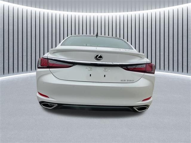 new 2025 Lexus ES 350 car, priced at $52,539