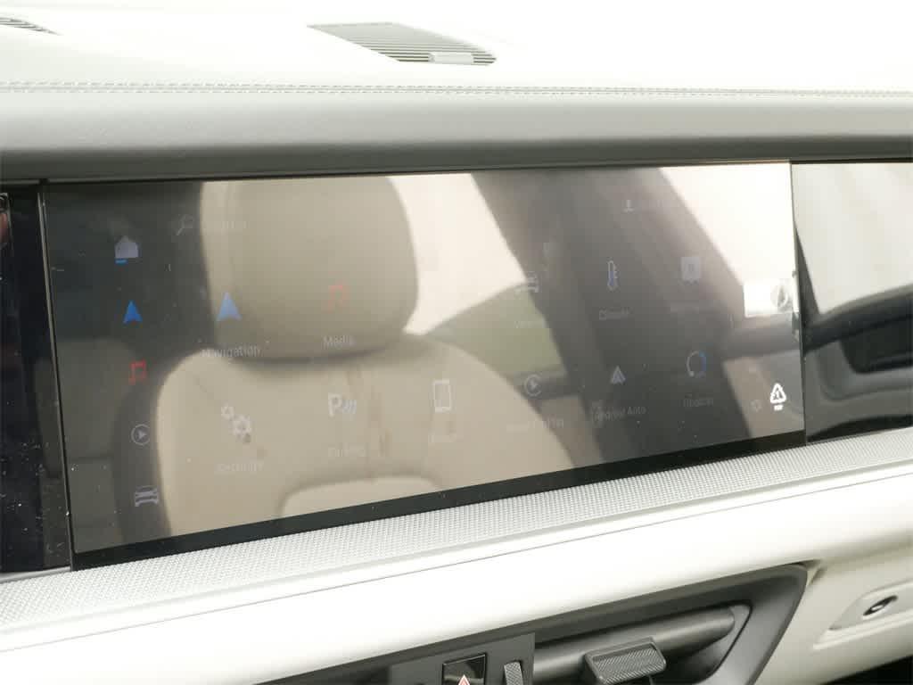 new 2025 Porsche Cayenne car, priced at $111,695
