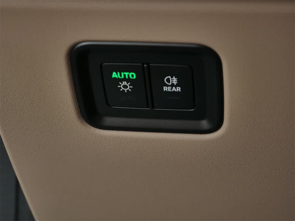 new 2025 Porsche Macan car, priced at $95,375