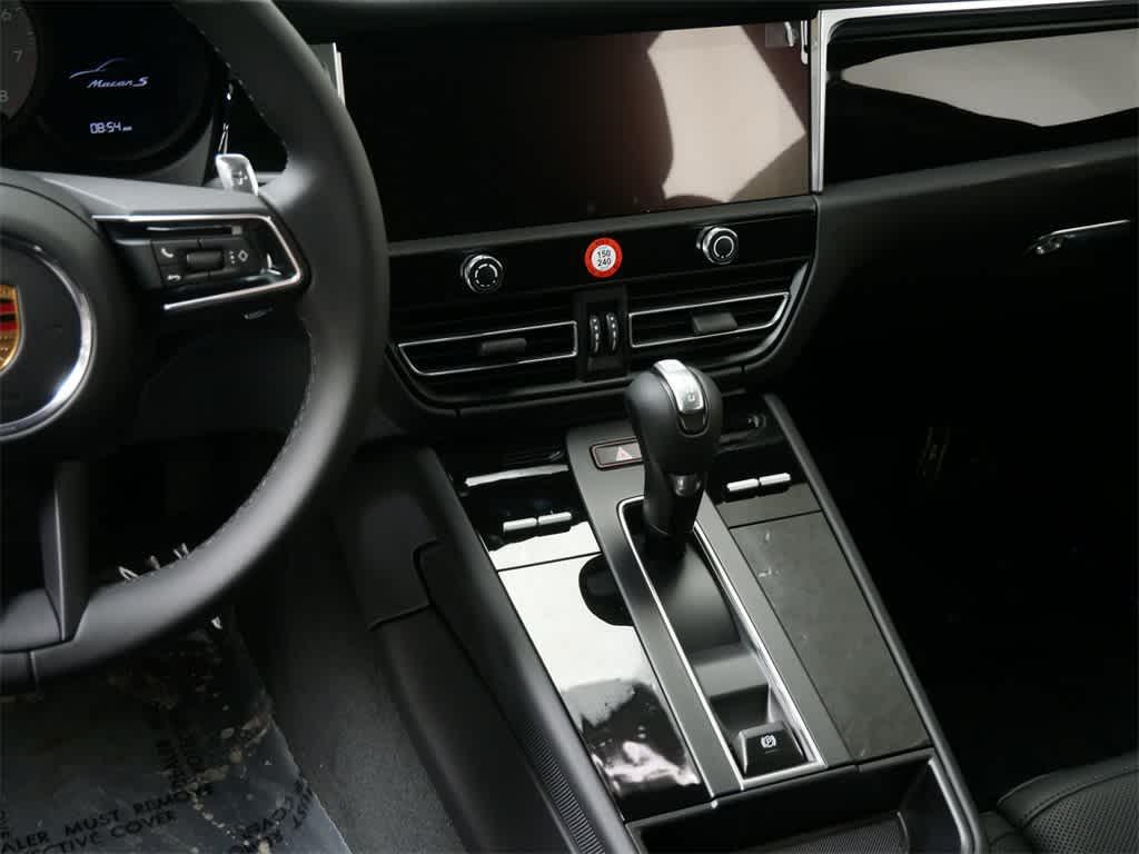 new 2025 Porsche Macan car, priced at $94,035
