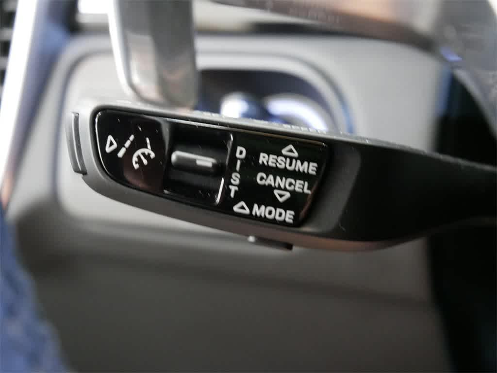 used 2022 Porsche Cayenne car, priced at $59,998