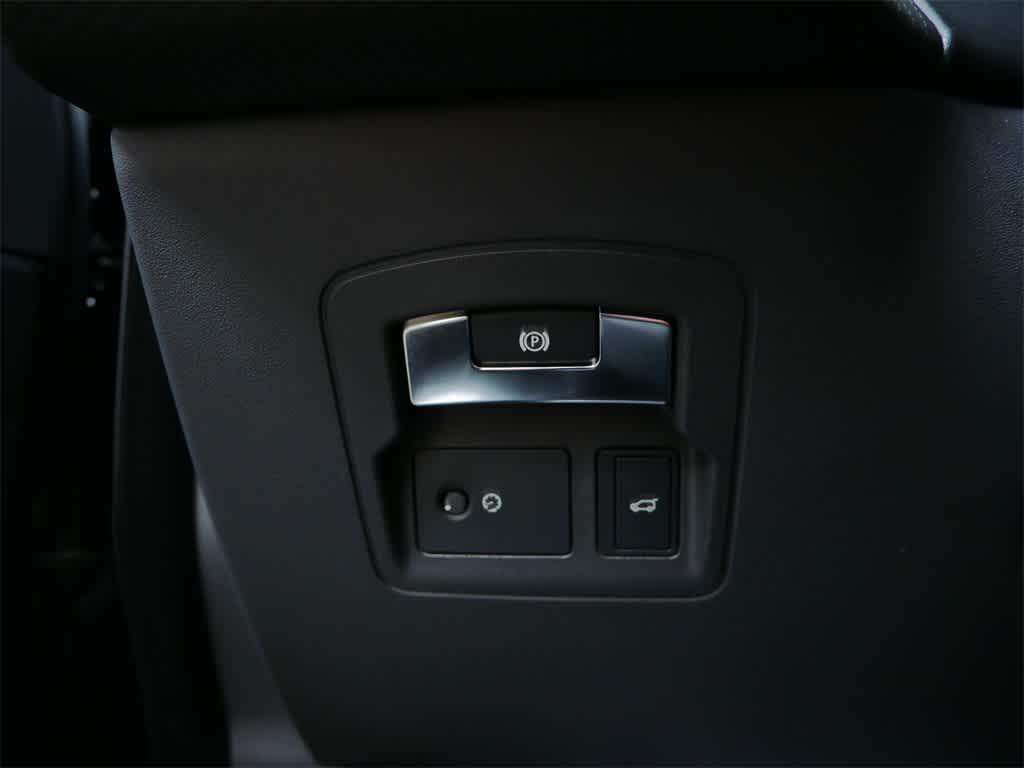 used 2019 Land Rover Range Rover Velar car, priced at $28,390