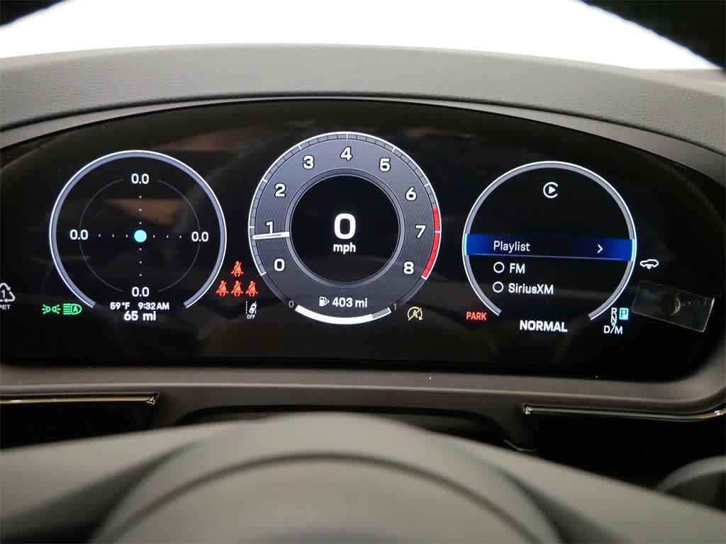 new 2025 Porsche Cayenne car, priced at $107,255