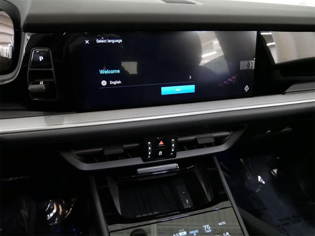 new 2025 Porsche Cayenne car, priced at $107,255