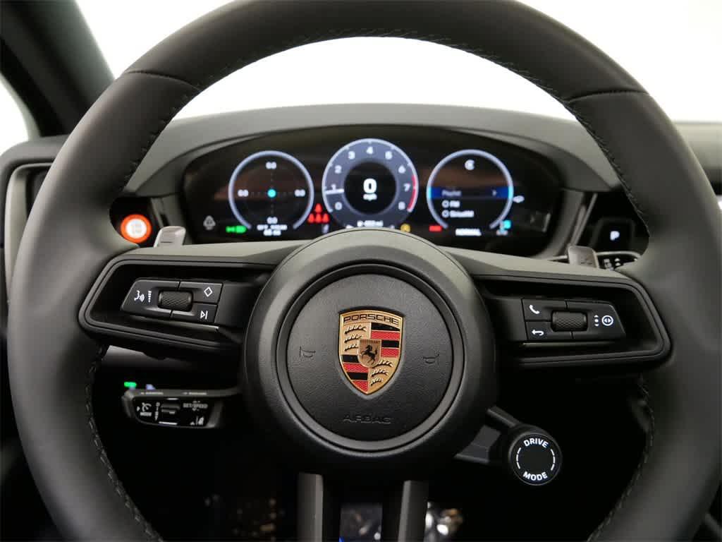 new 2025 Porsche Cayenne car, priced at $107,255