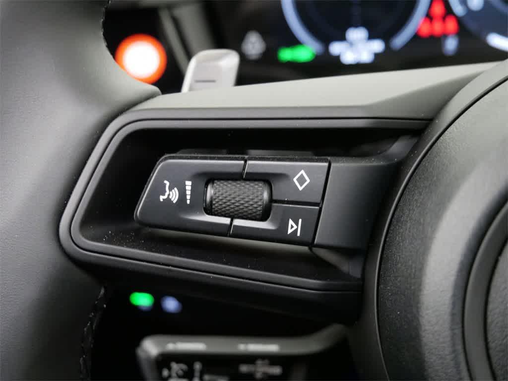 new 2025 Porsche Cayenne car, priced at $107,255