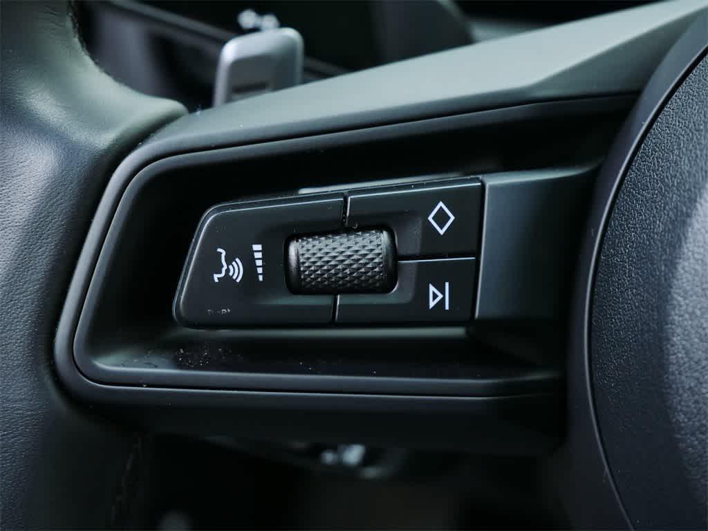 used 2025 Porsche Cayenne car, priced at $91,175