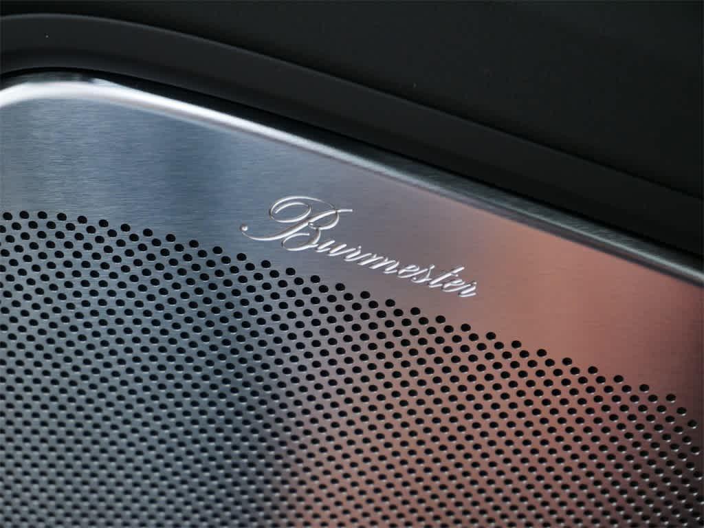 new 2025 Porsche Cayenne car, priced at $199,055