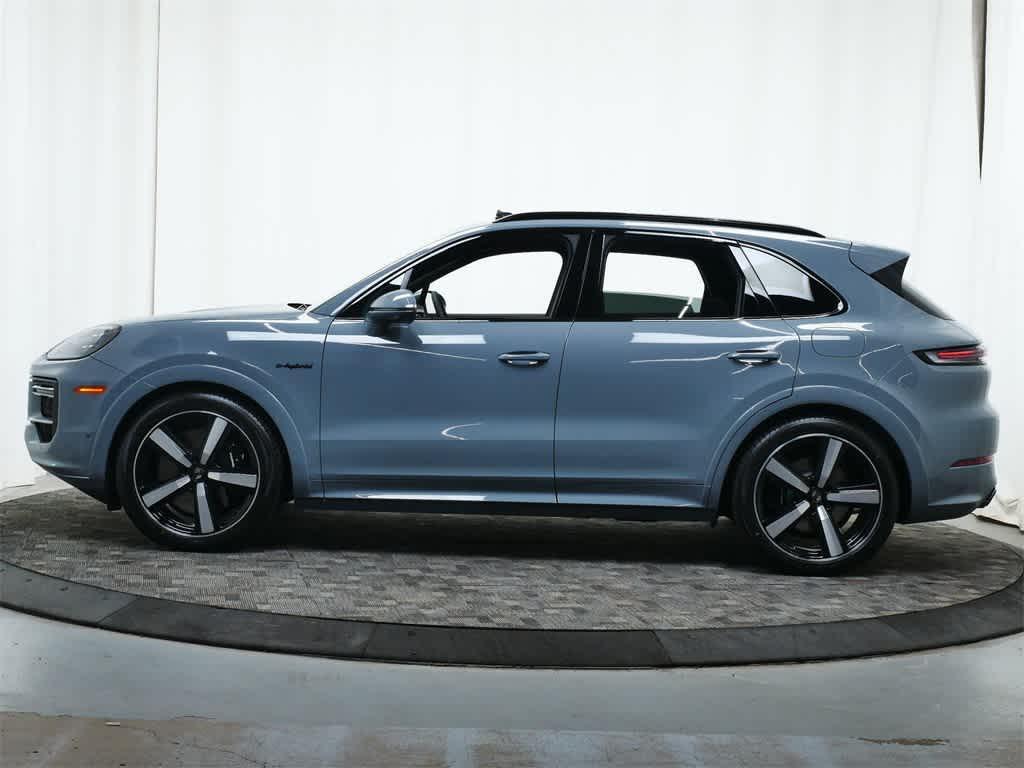 new 2025 Porsche Cayenne car, priced at $199,055