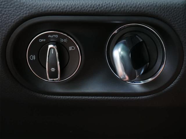 used 2022 Porsche Macan car, priced at $49,791