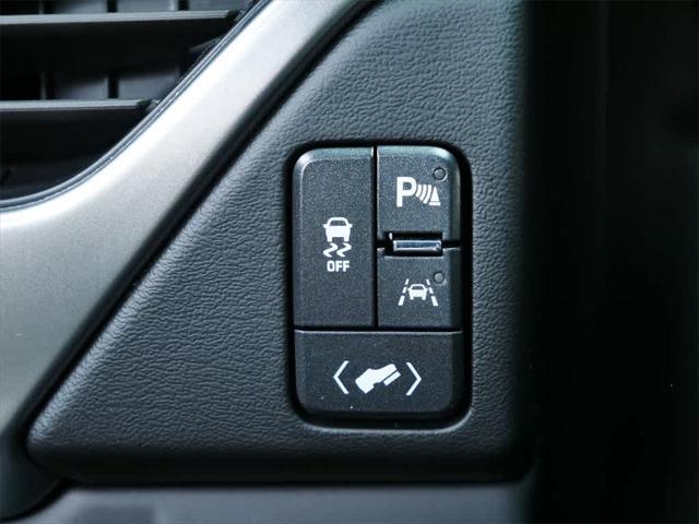 used 2020 Chevrolet Suburban car, priced at $38,490