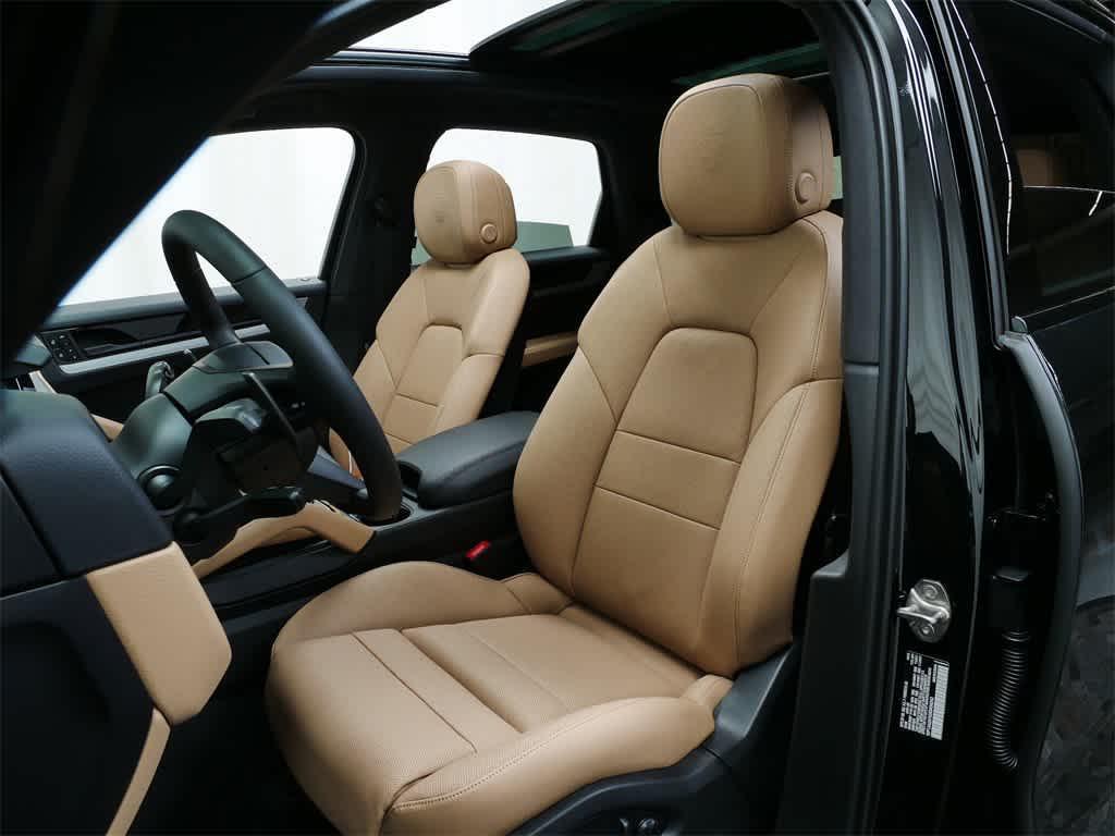 new 2025 Porsche Cayenne car, priced at $100,935