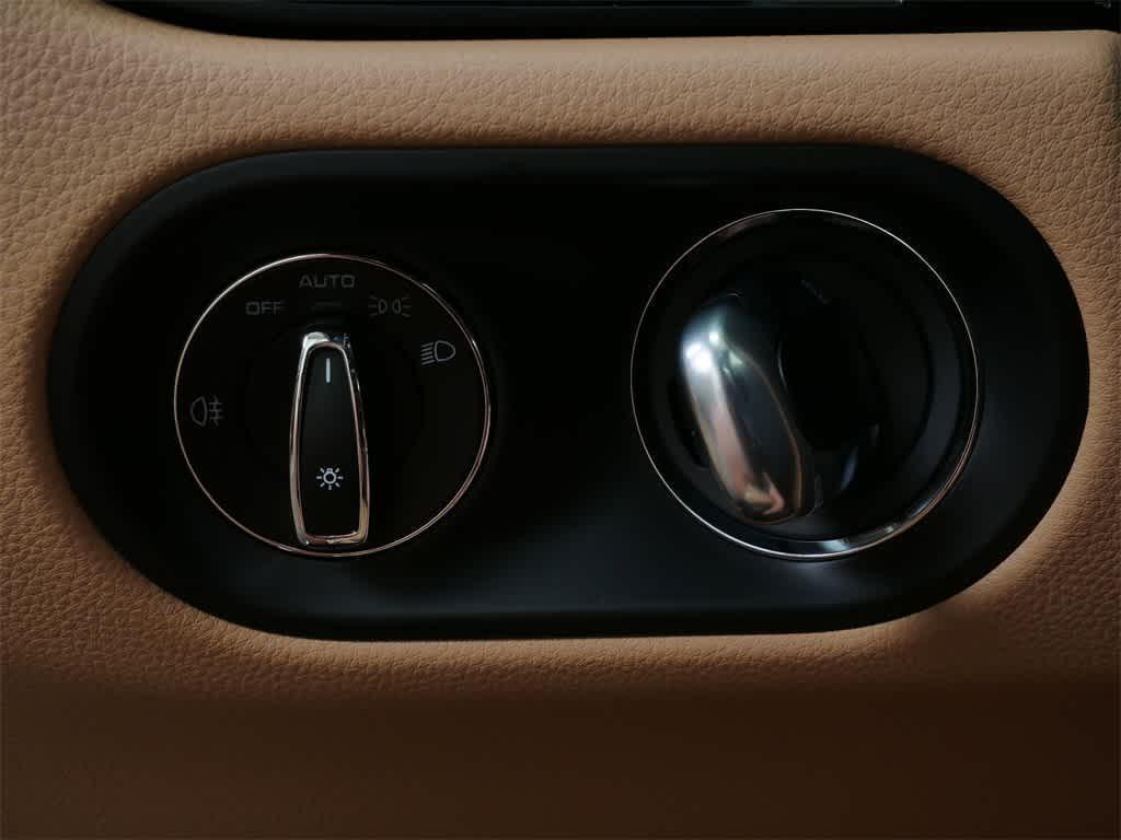 new 2025 Porsche Macan car, priced at $79,365