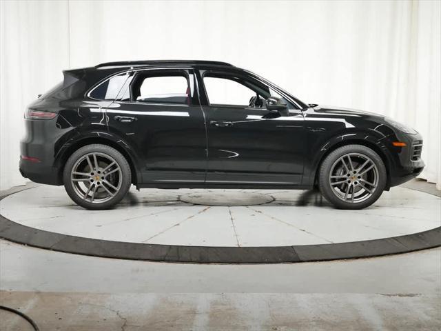 used 2023 Porsche Cayenne E-Hybrid car, priced at $89,990