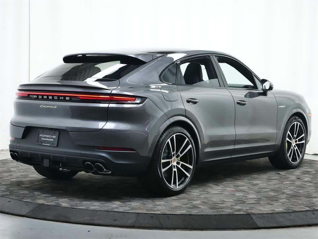 new 2025 Porsche Cayenne car, priced at $138,495