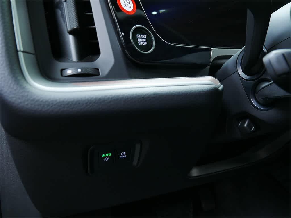 used 2025 Porsche Cayenne car, priced at $91,685