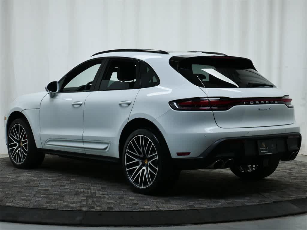 new 2025 Porsche Macan car, priced at $91,925