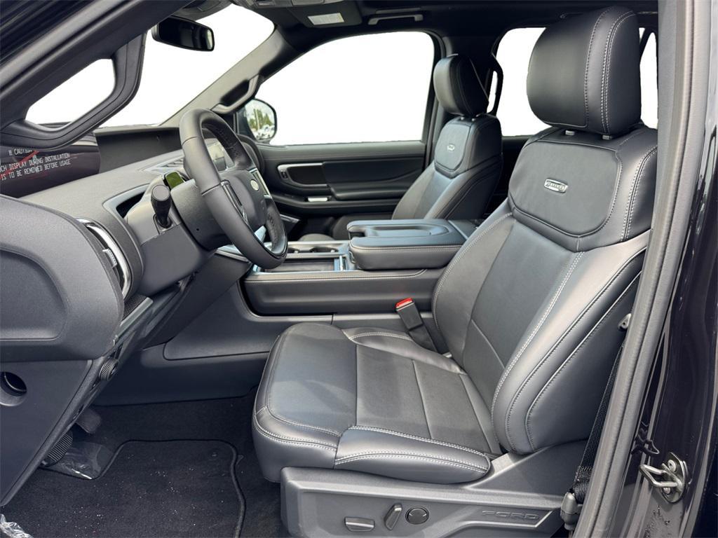 new 2025 Ford Expedition car, priced at $81,490