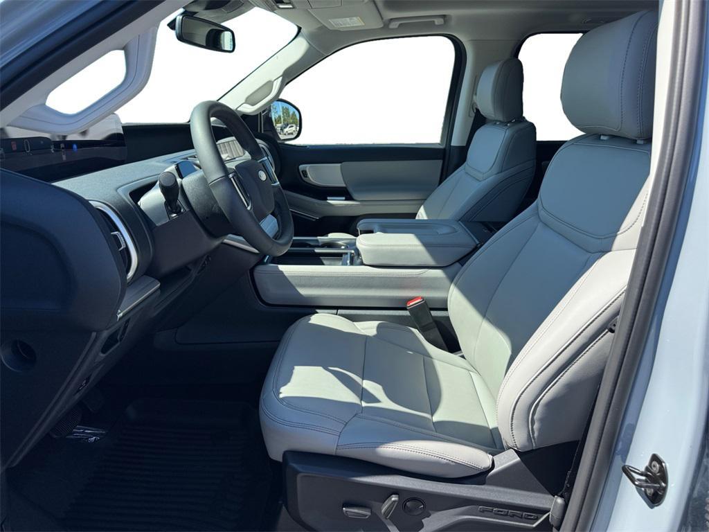 new 2025 Ford Expedition car, priced at $69,785