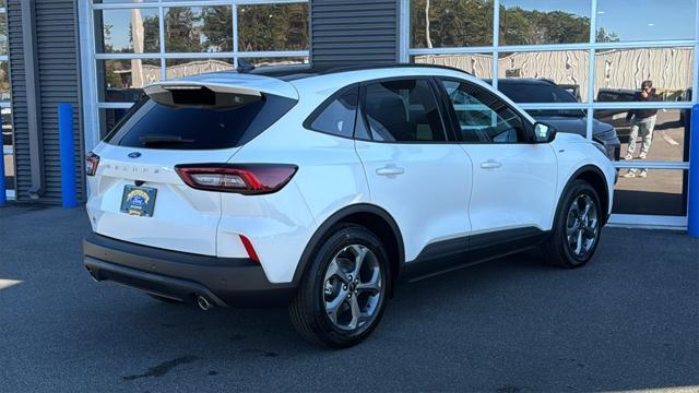 new 2025 Ford Escape car, priced at $33,720