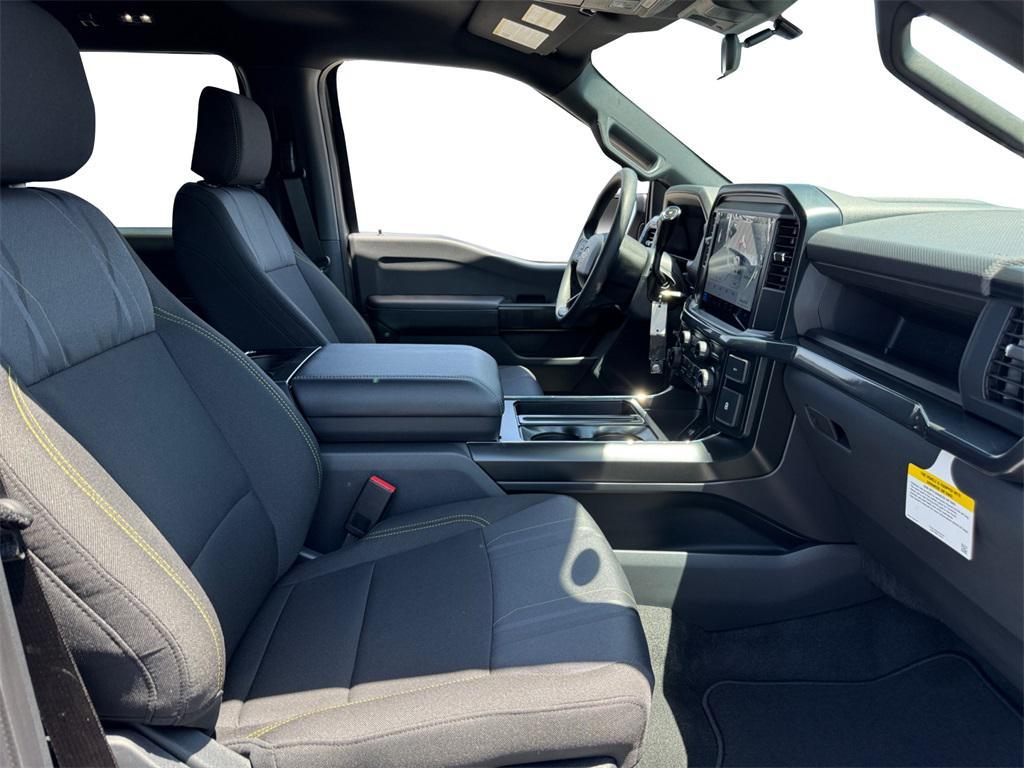new 2025 Ford F-150 car, priced at $50,441